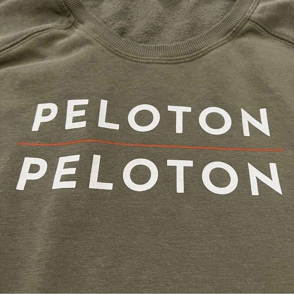 Peloton XL women Crewneck sweatshirt green workout - Picture 2 of 5